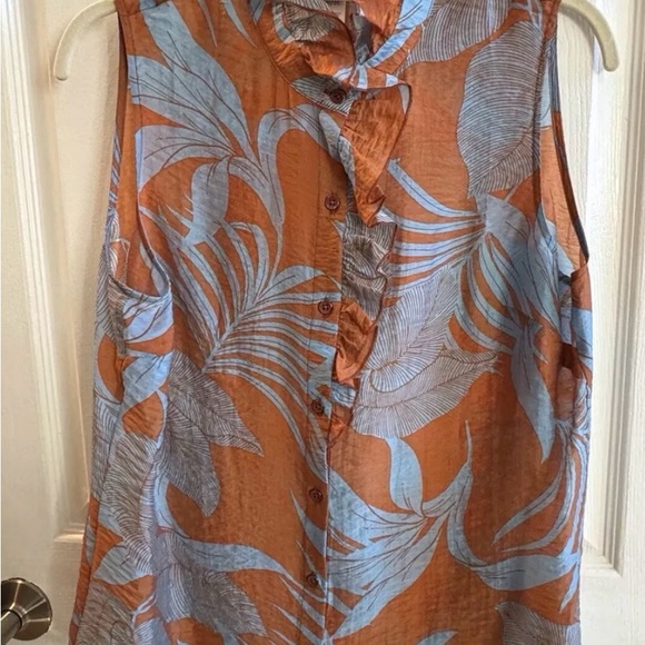 CABI sleeveless topical top - Picture 8 of 8